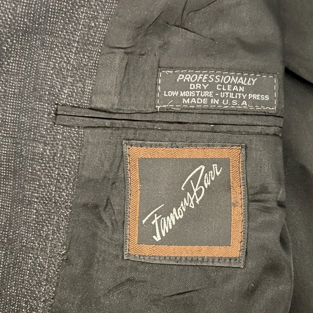 Vintage Pierre Cardin Wool Blazer MenMade in USA - Picture 5 of 9